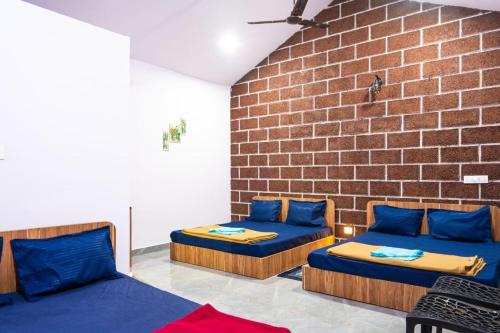 Zona de estar de Adventure Inn Dandeli