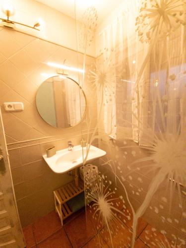 Gambar di galeri bagi Casa Valdesanmartin - Country House, 10500sqm, Pool, Paddel & Bbq di El Tiemblo