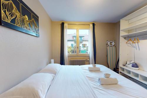 Photo de la galerie de l'établissement Le Prisme - Garage near center, à Annecy