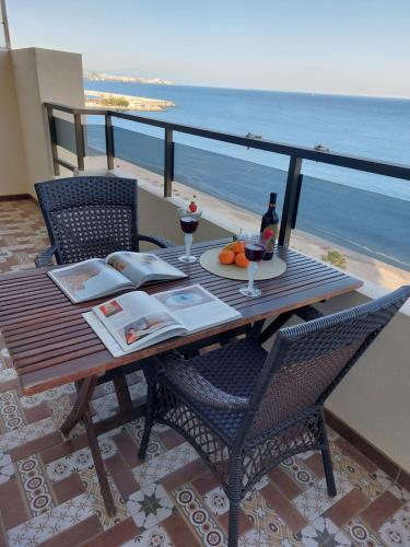 Paseo del Rey - Fuengirola 2 Bedrooms Oceanfront Apartment