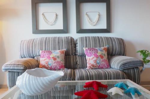 Paseo del Rey - Fuengirola 2 Bedrooms Oceanfront Apartment