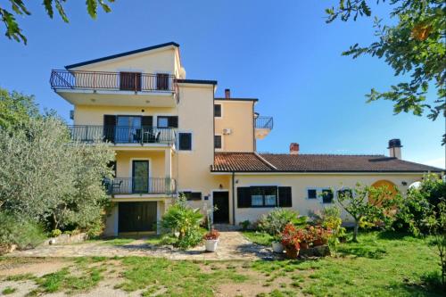 Family-friendly apartments with swimming pool Valica, Umag - 21926
