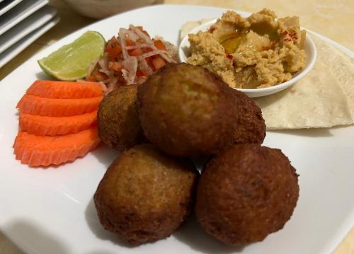 Comida en o cerca de este hostal o pensión