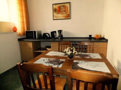 Η κουζίνα ή μικρή κουζίνα στο Apartment in Kreischa 3123