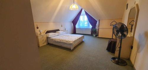 Ένα ή περισσότερα κρεβάτια σε δωμάτιο στο Apartment in Keszthely - Balaton 18987