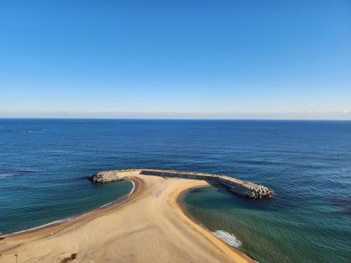 an island in the middle of the ocean at Sokcho Summitbay 1708 "Ocean View" in Sokcho