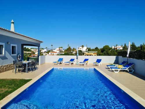 CASA LIMÃO - Private Pool & Garden - Beach & Center 650m
