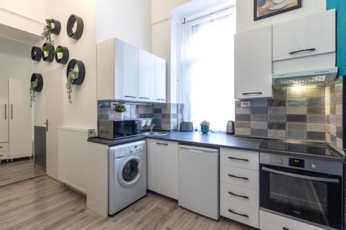 Urban Oasis Apartment 1075 Budapest, 10 Rumbach Sebestyén utca kép - 3