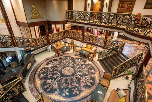Χώρος καθιστικού στο Nile Cruise City and Sea Adonis - Every Thursday from Luxor for 04 or 07 Nights - Every Monday from Aswan for 03 Nights