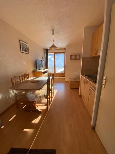 Charmant T2 montagne ensoleillé