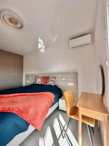 Sunset Apartment