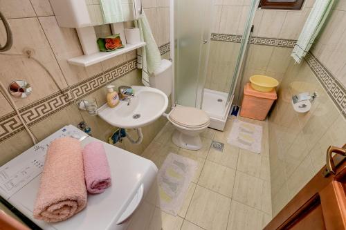 Apartments Gudeljにあるバスルーム