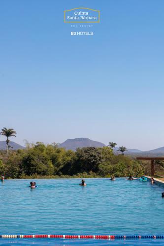 Πισίνα στο ή κοντά στο Resort Quinta Santa Bárbara OFICIAL