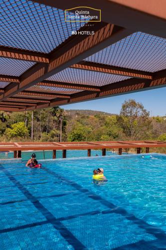 Πισίνα στο ή κοντά στο Resort Quinta Santa Bárbara OFICIAL