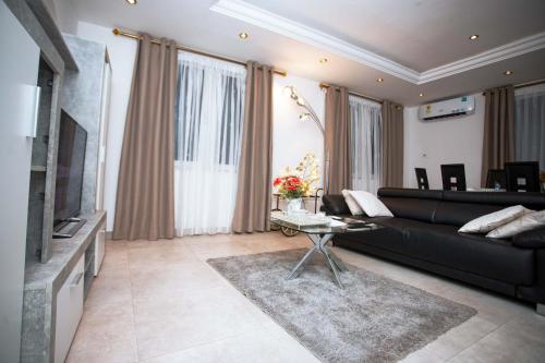 JQ Apartments