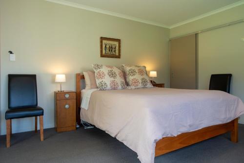 Cama o camas de una habitación en Astelia Lodge