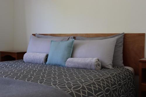 Cama ou camas em um quarto em Kanuka Ridge Lodge