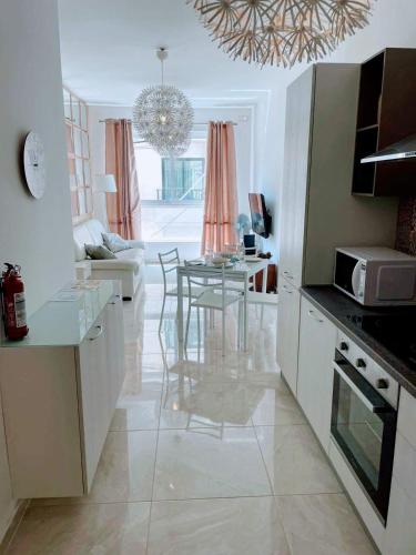 Dapur atau dapur kecil di Kebu Rentals