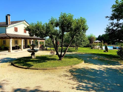 Κήπος έξω από το Villa Albaredo