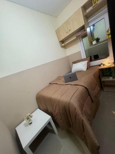 Katil atau katil-katil dalam bilik di RksHome Couple or Solo Room Burjuman Metro Exit 4