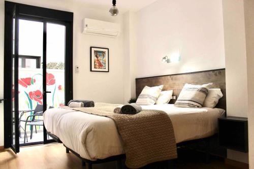Downtown Jinetes Deluxe with pool & free parking