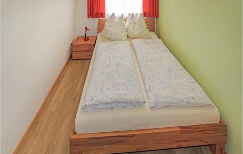 Dieses Zimmer mit 2 Einzelbetten bietet: in der Unterkunft Nice Apartment In Itter With Kitchen in Itter