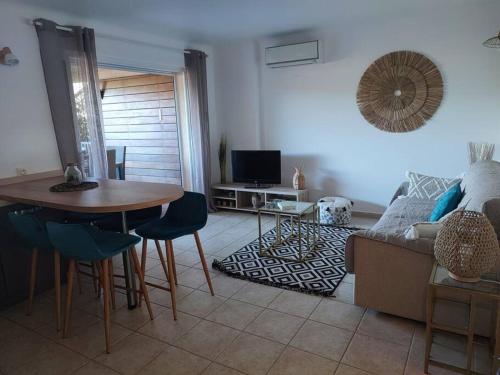 Appartement & Piscine Santa Giulia