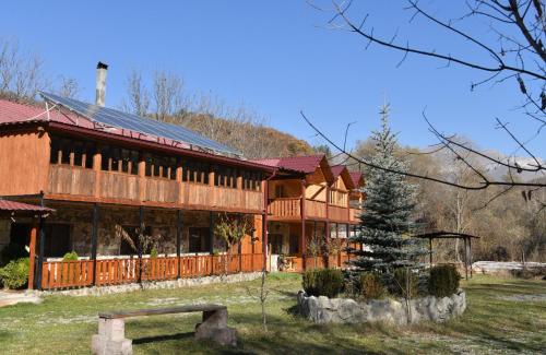 Budova, kde se penzion – hostinec nachází