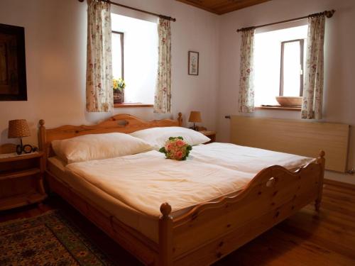 Cama o camas de una habitación en Farmhouse in Afritz near Gerlitzen Ski Center