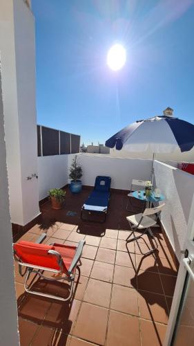Penthouse with solarium in the center of Malaga-Ático con solárium en el centro de Málaga