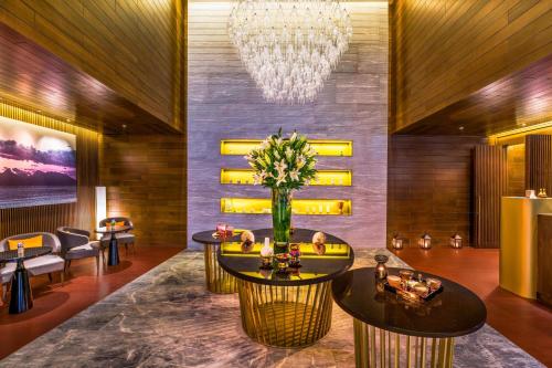 Χώρος καθιστικού στο The St. Regis Langkawi