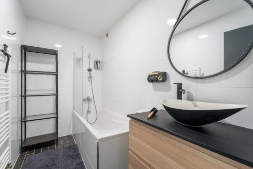 Koupelna v ubytování Ch privée 22m - Canapé lit - WIFI - Appart 120m