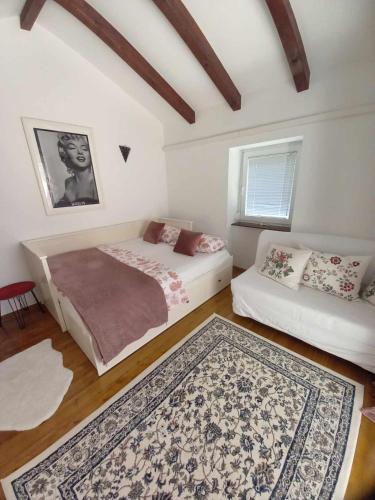 Gallery image of 2-bedroom Istrian house with terrace in Koper