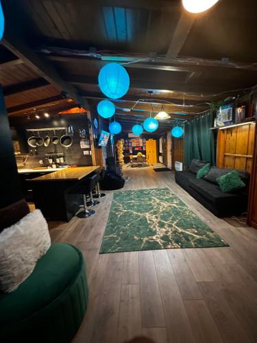 Mini Chalet ( Insta: @13lacksheep) – Photos 2