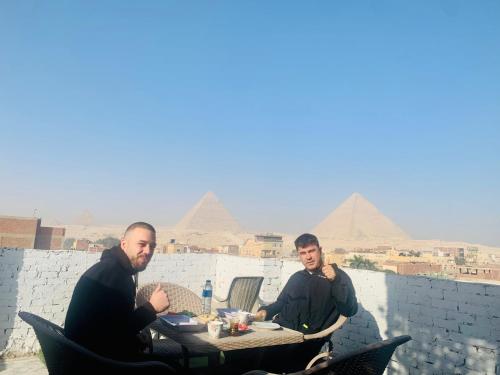 Majutusasutuse LOAY PYRAMIDS VIEW külastajad