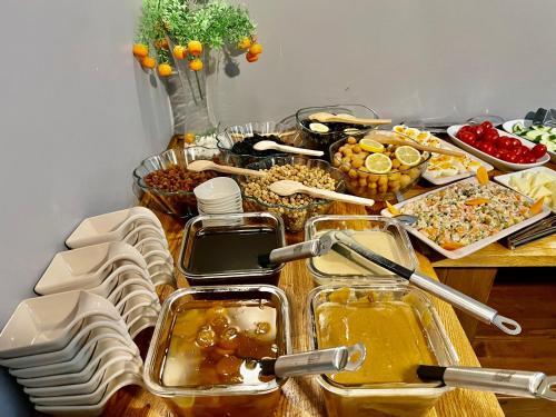 Comida no hotel ou em algum lugar perto