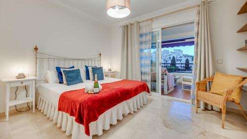 Postel nebo postele na pokoji v ubytování Urban Exclusivity At Puerto Banús