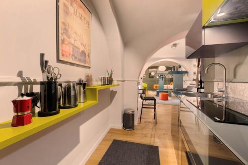 Lata Rana Colosseum Luxury Loft