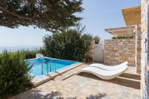 La alberca dentro o cerca de Calme Boutique Hotel - Adults Only