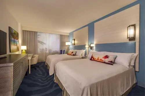 Universal's Loews Sapphire Falls Resort photo 4