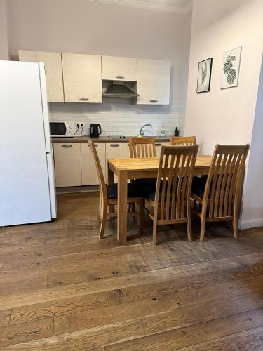 Η κουζίνα ή μικρή κουζίνα στο Stabu Sēta Apartments