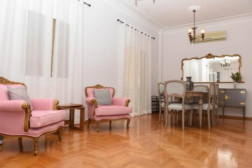 Posezení v ubytování Ellis house