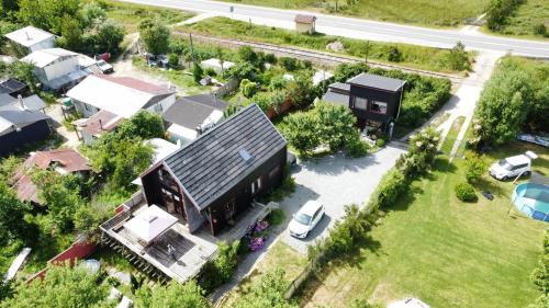 an aerial view of a house with a yard at Cabaña río Calle Calle in Valdivia