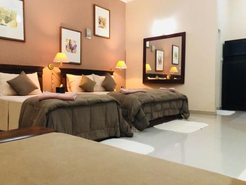 Φωτογραφία από το άλμπουμ του West Dene στη Νεγκόμπο