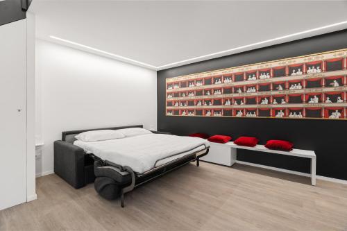 Modern Quiet Super Central Luxury Apartment photo 17