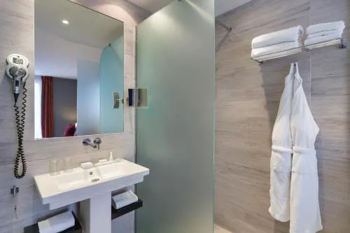 Best Western Plus Hôtel Massena Nice photo 44