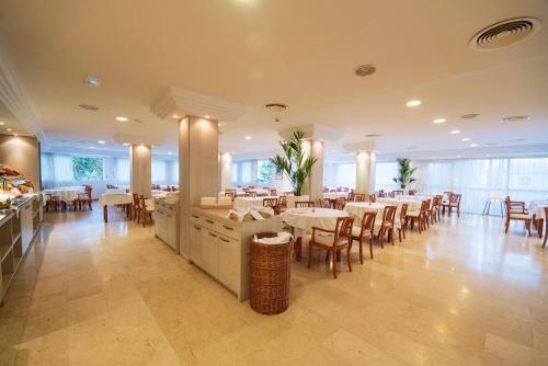 Restaurace v ubytování Canyamel Classic, solo Adultos