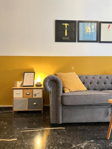 Athenian Vintage Style 2 bdr apartment