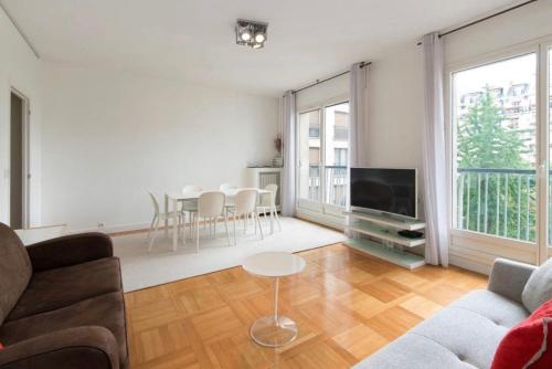 Photo de la galerie de l'établissement Avenue Montaigne Paris Bienvenue, à Paris