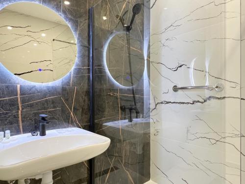 Ένα μπάνιο στο Apartamento en la Gran Manzana